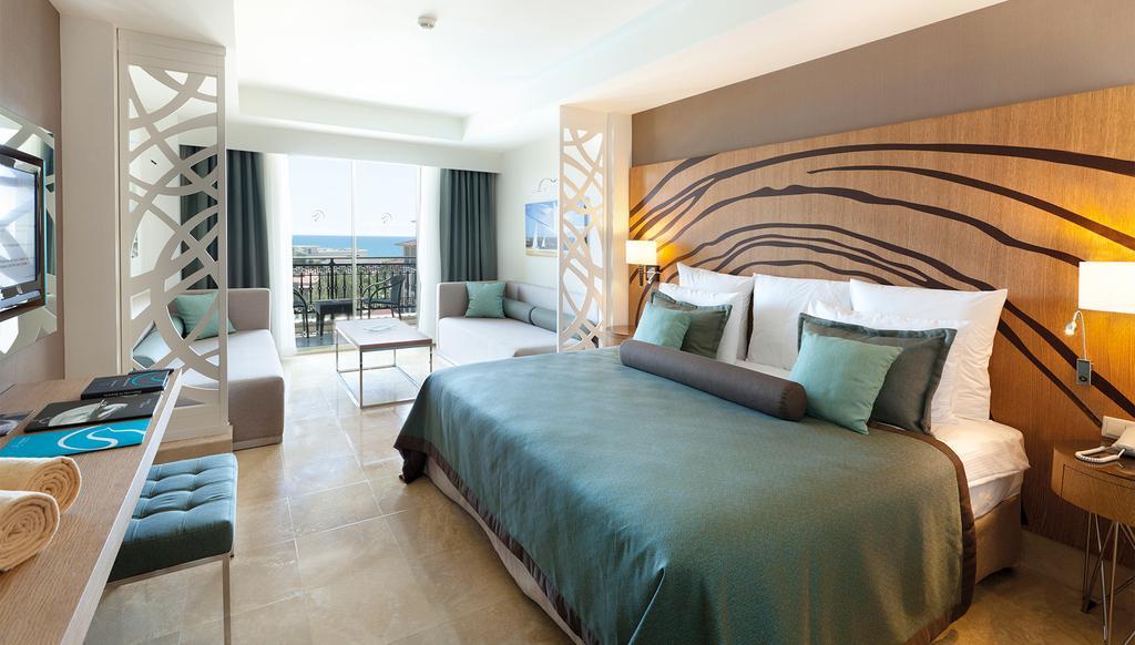 Standard Double or Twin Room Sea View,685465725:JPEG