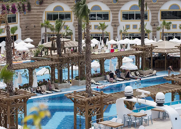 Crystal Sunset Pearl CollectionResort Hotel